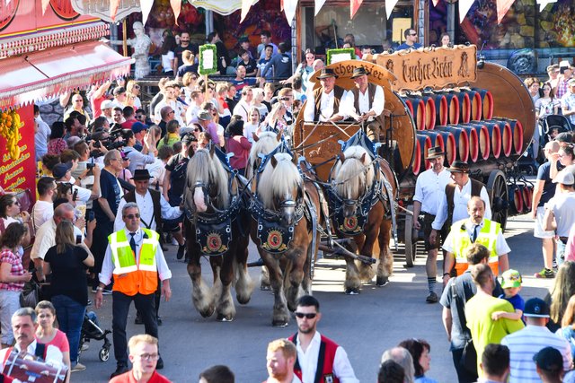 Nürnberger Herbstvolksfest vom 23.August bis 8.September 2019.  | Foto: Berny Meyer
