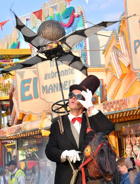 Nürnberger Herbstvolksfest vom 23.August bis 8.September 2019.  | Foto: Berny Meyer