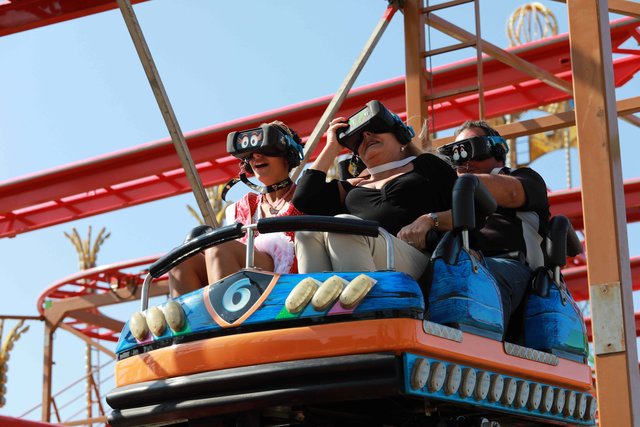 Erster Rundgang am Herbstvolksfest 2019.  | Foto: Udo Dreier