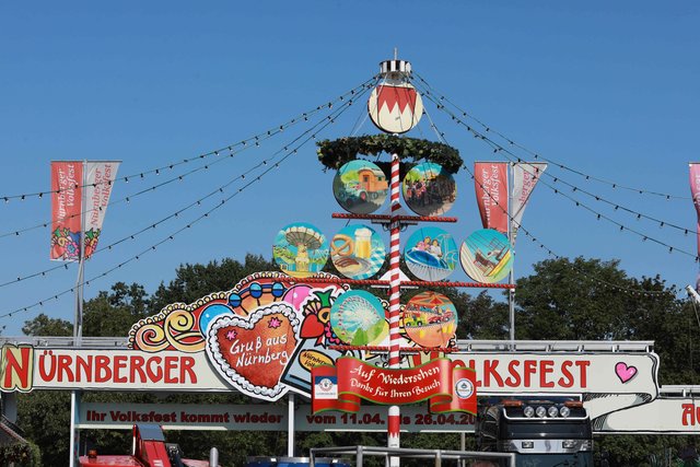 Erster Rundgang am Herbstvolksfest 2019.  | Foto: Udo Dreier
