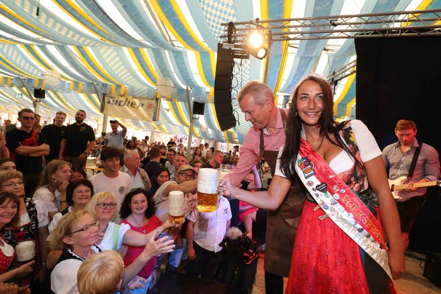 Eröffnung des Nürnberger Herbstvolksfestes. | Foto: Udo Dreier