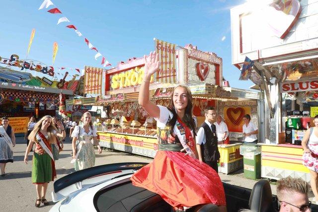 Eröffnung des Nürnberger Herbstvolksfestes. | Foto: Udo Dreier