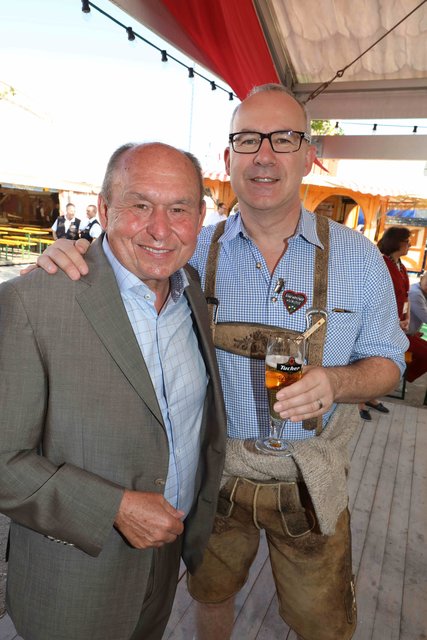 Eröffnung des Nürnberger Herbstvolksfestes | Foto: Udo Dreier