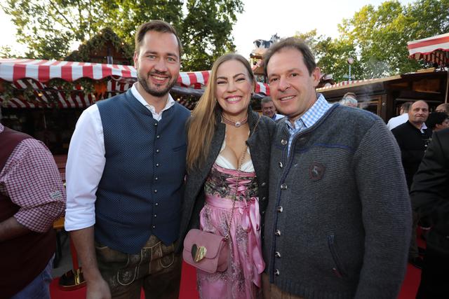 Beste Stimmung im Kuhstall: Promiaufg'schau am Altstadtfest - Nürnberg