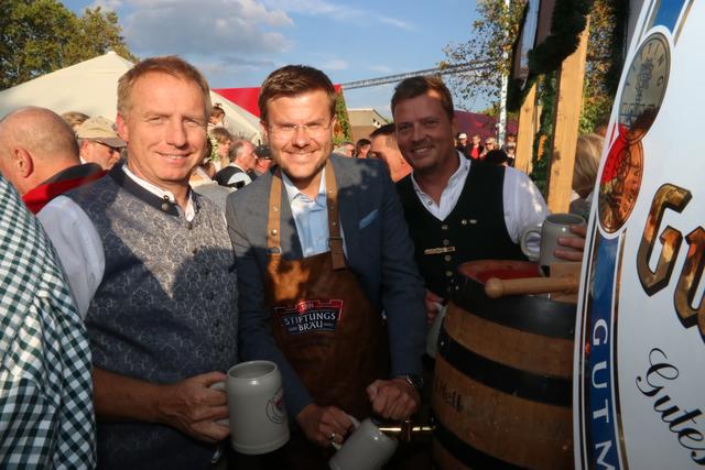 Eröffnung 49. Nürnberger Altstadtfest.  | Foto: John R. Braun