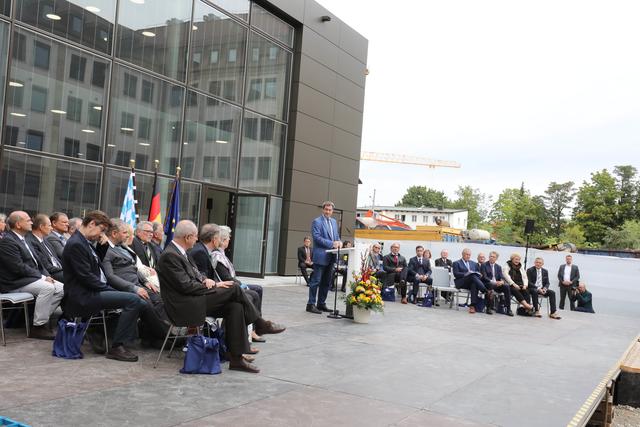 Festakt zum Abschluss des Aufbaus des Bayerischen Landesamts für Statistik in Fürth. | Foto: Udo Dreier
