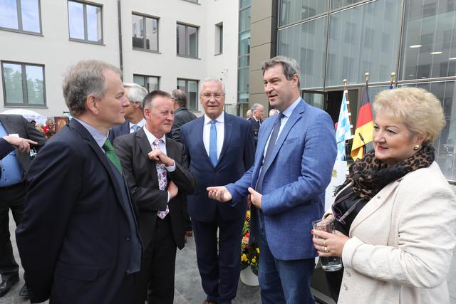 Festakt zum Abschluss des Aufbaus des Bayerischen Landesamts für Statistik in Fürth. | Foto: Udo Dreier