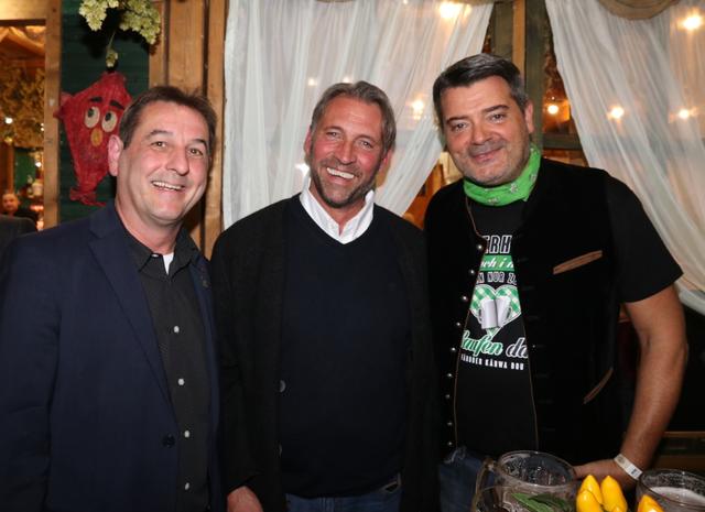 Schnappschuss vom Wirtschafts- und Medienstammtisch Fürth 2019.