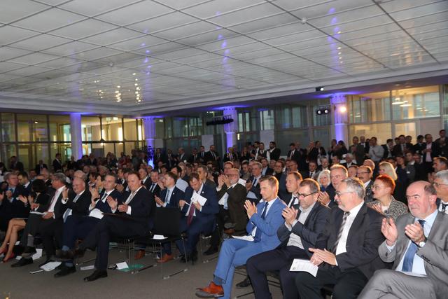 Staatsempfang: Volles Haus im Finanz- und Heimatministerium Nürnberg. | Foto: John R. Braun