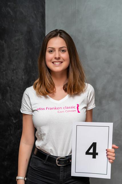 Mariella Palombo (16), Schülerin.  | Foto: Mariusz Mindykowski/Cawi Concept