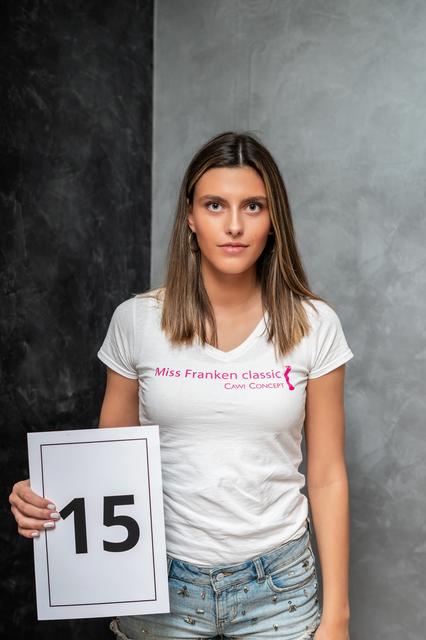 Vanessa Hampl (21), Studentin.  | Foto: Mariusz Mindykowski/Cawi Concept
