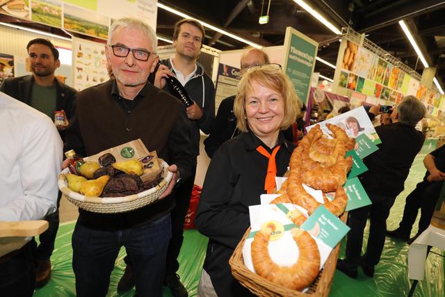 Erster Rundgang auf der Consumenta 2019. | Foto: Udo Dreier