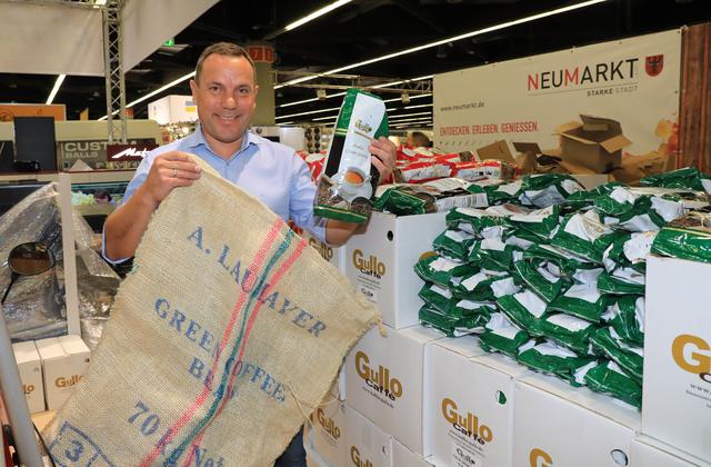 Erster Rundgang auf der Consumenta 2019. | Foto: Udo Dreier