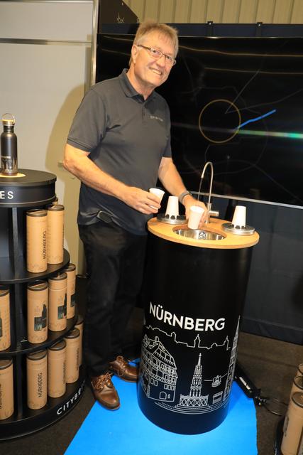 Erster Rundgang auf der Consumenta 2019. | Foto: Udo Dreier