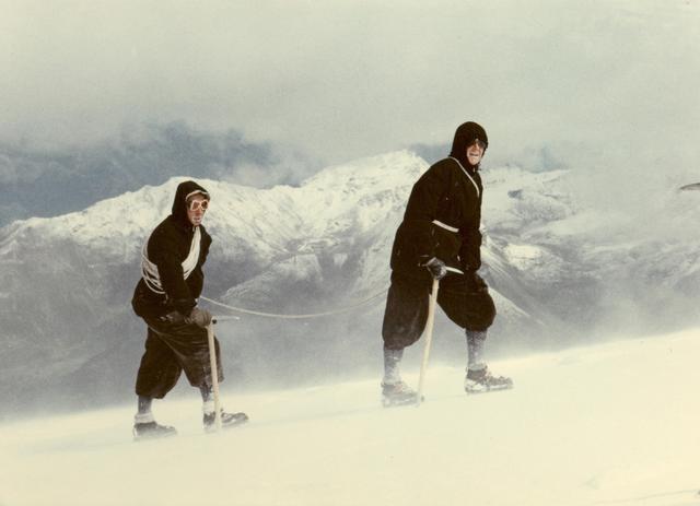 Nürnberger Seilschaft auf dem Weg zum Gipfel des Ortlers, 1956. | Foto: Fritz Nürnberger