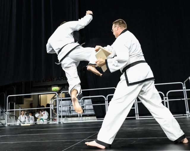 Action mit Taekwondo. | Foto: Nicole Fuchsbauer