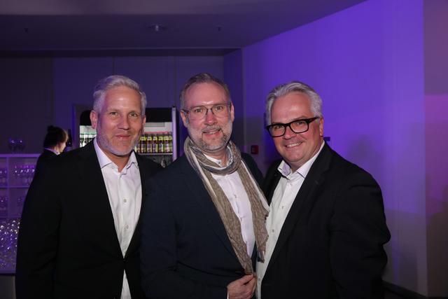Unternehmer Michael Lorz, Opernball-Macher Simon Röschke und Nürnbergs Mercedes-Chef Andreas Rabitz (v.li.). | Foto: Udo Dreier, John R. Braun