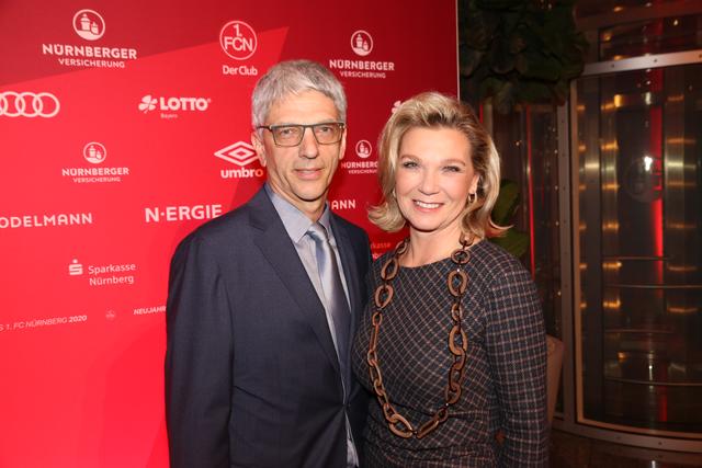 Dr. Armin Zitzmann mit Ehefrau Gabriele
Degelmann. | Foto: John R. Braun