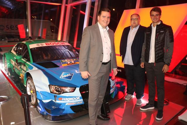 Die Audi-Männer: Verkaufsleiter Neuwagen André Störzer und Geschäftsführer Markus Rehm mit Nico Müller (v.li.). | Foto: Marc Stingl