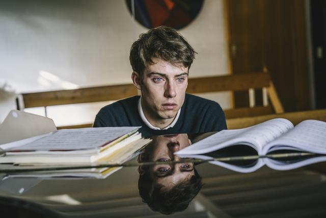Der Nürnberger Musikhochschulstudent Lukas B. Amberger spielt im sechsten Franken Tatort die Rolle des Anton Steiner. | Foto: © BR-Bild