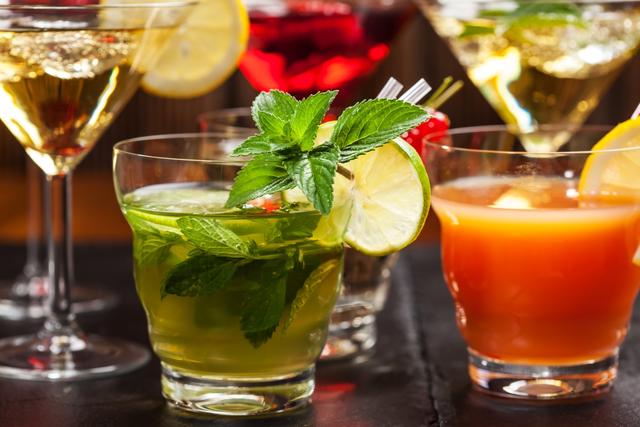 Alkoholfreie Cocktails versprechen ungetrübte Faschingsfreuden ohne Rausch und dem Kater am nächsten Morgen