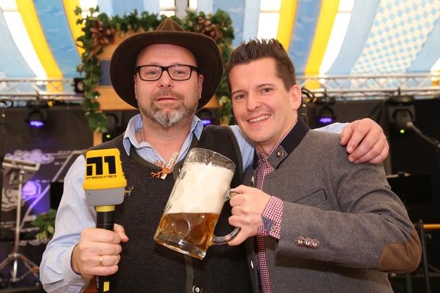 Keine Anzapf-Gaudi heuer mit Taxi-Malter (li.) und N1-Spaßrakete Flo Kerschner. | Foto: Udo Dreier