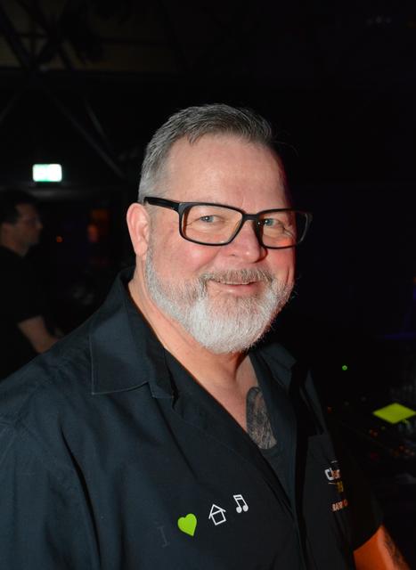 Statt bei Discomania am Samstag in der Fürther Stadthalle mixt Barry Klauß ab 20 Uhr live im Studio von Charivari 98.6.