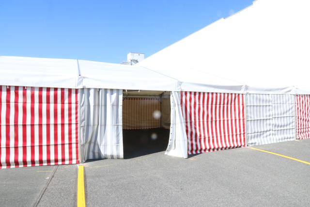 Die „Drive-Through-Teststation“ in der Seeackerstraße wurde von Helmut Dölle aufgebaut. | Foto: John R Braun