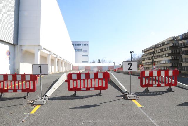 Die „Drive-Through-Teststation“ in der Seeackerstraße wurde von Helmut Dölle aufgebaut. | Foto: John R Braun