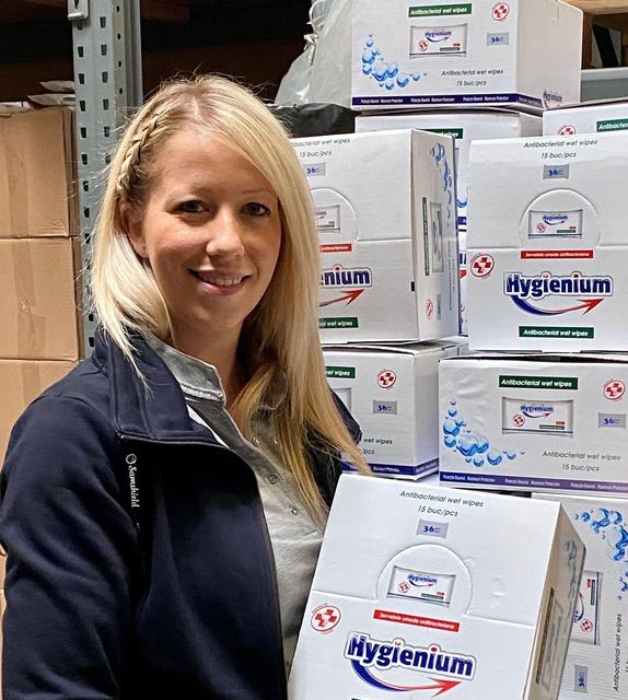 Unternehmerin Michaela Zölls: „Als Automaten-Unternehmerinnen erweitern wir gerade unser 
Angebot im Hinblick auf den veränderten Bedarf: Wir bieten
Hygiene-Artikel zu fairen Preisen an.“ | Foto: Privat