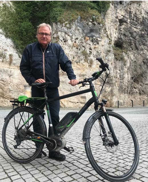 Automobil-Top-Unternehmer Uwe Feser: „Ich bin noch nie soviel Fahrrad mit meiner Frau gefahren wie in den letzten Wochen! Meine Lieblingsstrecke ist der Alte Kanal.“