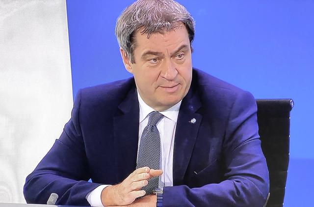 Liveübertragung der Pressekonferenz mit Bundeskanzlerin Angela Merkel, Bayerns Ministerpräsident Markus Söder und Peter Tschentscher, Erster Bürgermeister Hamburg, auf https://www.tagesschau.de/
