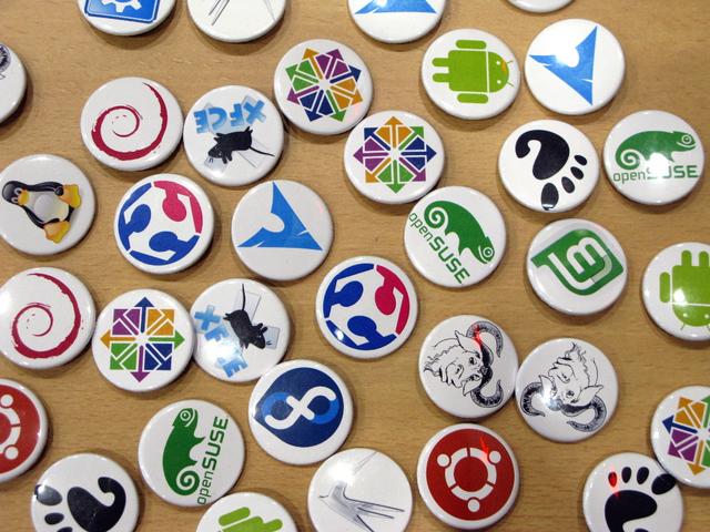 Buttons verschiedener Linux- und Desktop Varianten. | Foto: LUG-Noris