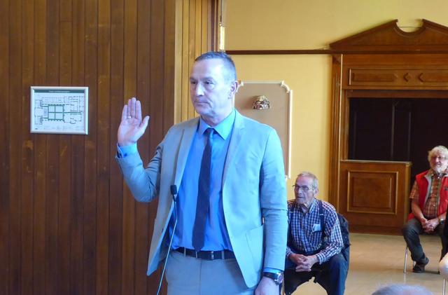 Hier wird Udo Schönfelder zum Bürgermeister vereidigt. Künftig ist er für die städtischen Finanzen und für das Annafest zuständig. | Foto: Stadt Forchheim