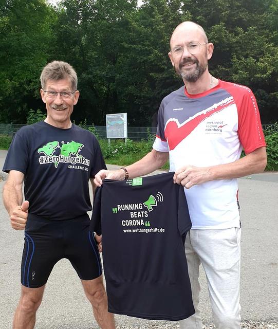 Bernhard Nuss und Prof. Dr. Klaus L. Wübbenhorst am Startpunkt des Spendenlaufes, am Erfahrungsfeld der Sinne an der Wöhrder Wiese | Foto: Privat