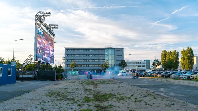 Consorsbank Autokino-Sommer am Airport Nürnberg.  | Foto: © Promovio