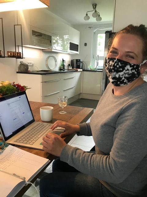 Hat sichtlich Spaß bei der Arbeit, Edda Mammen, verantwortlich für den Online-Shop ECHTfränkisch.de. | Foto: oh