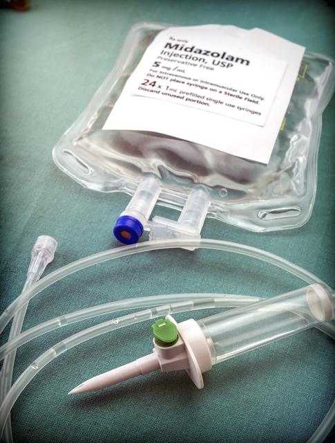 Midazolam wird auf Intensivstationen zur Sedierung von Patienten eingesetzt.
Foto: © felipecaparros / stock.adobe.com