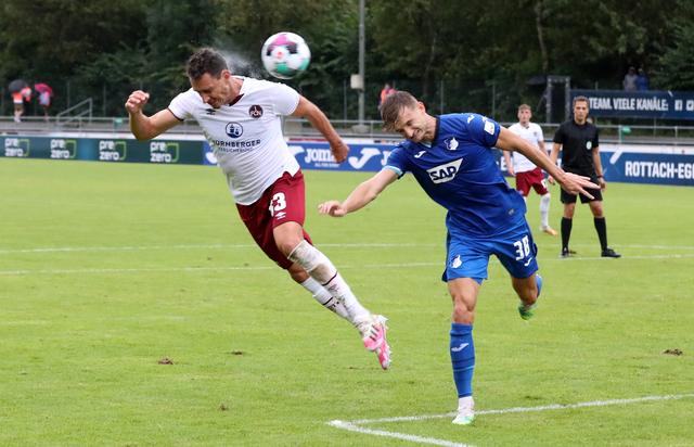 Georg Margreitter (33, 1. FCN), Stefan Posch (38, TSG 1899 Hoffenheim).  | Foto: 1. FC Nürnberg/Daniel Marr