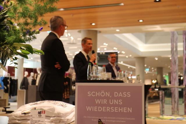 Breuninger eröffnet Flagship Store in Nürnberg. Umbau von über insgesamt 11.000 Quadratmetern Verkaufsfläche. | Foto: Arthur Kreklau