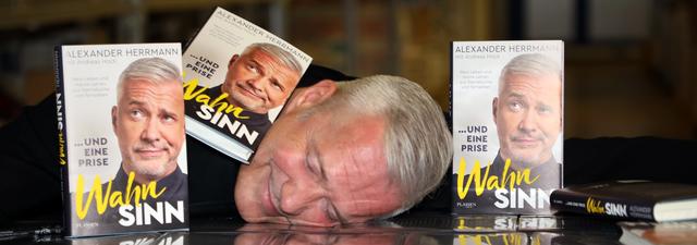 Alexander Herrmann mit Andreas Hock "...und eine Prise Wahnsinn" - Mein Leben und meine Lehren aus Sterneküche und Fernsehen | Foto: Jürgen Friedrich