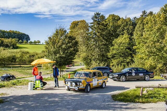 Beim Thema Wetter hatten die 40 Teams großes Glück. | Foto: Fotos: Autohaus Macht, Carshooting Franken, HR Pics, Geo-Select Foto Art