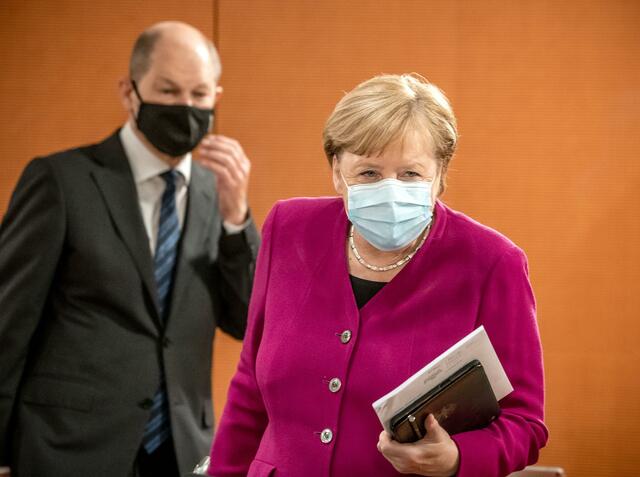 Kanzlerin Merkel und Finanzminister Scholz.