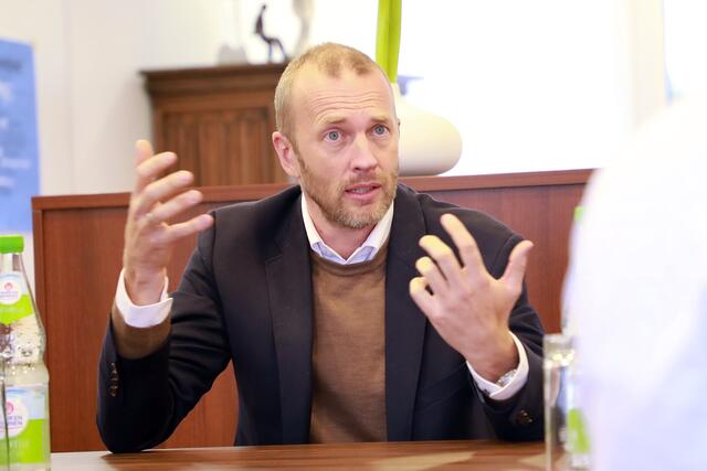 Niels Rossow (44) ist seit 1. Oktober 2018 Kaufmännischer Vorstand des 1. FCN. Vorher war er Manager bei Adidas. | Foto: Jürgen Friedrich