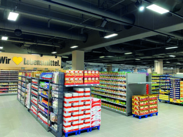 Mit über 25.000 Artikeln ist Edeka mit einem E center der Ankermieter im neuen PLÄRRERMARKT. 