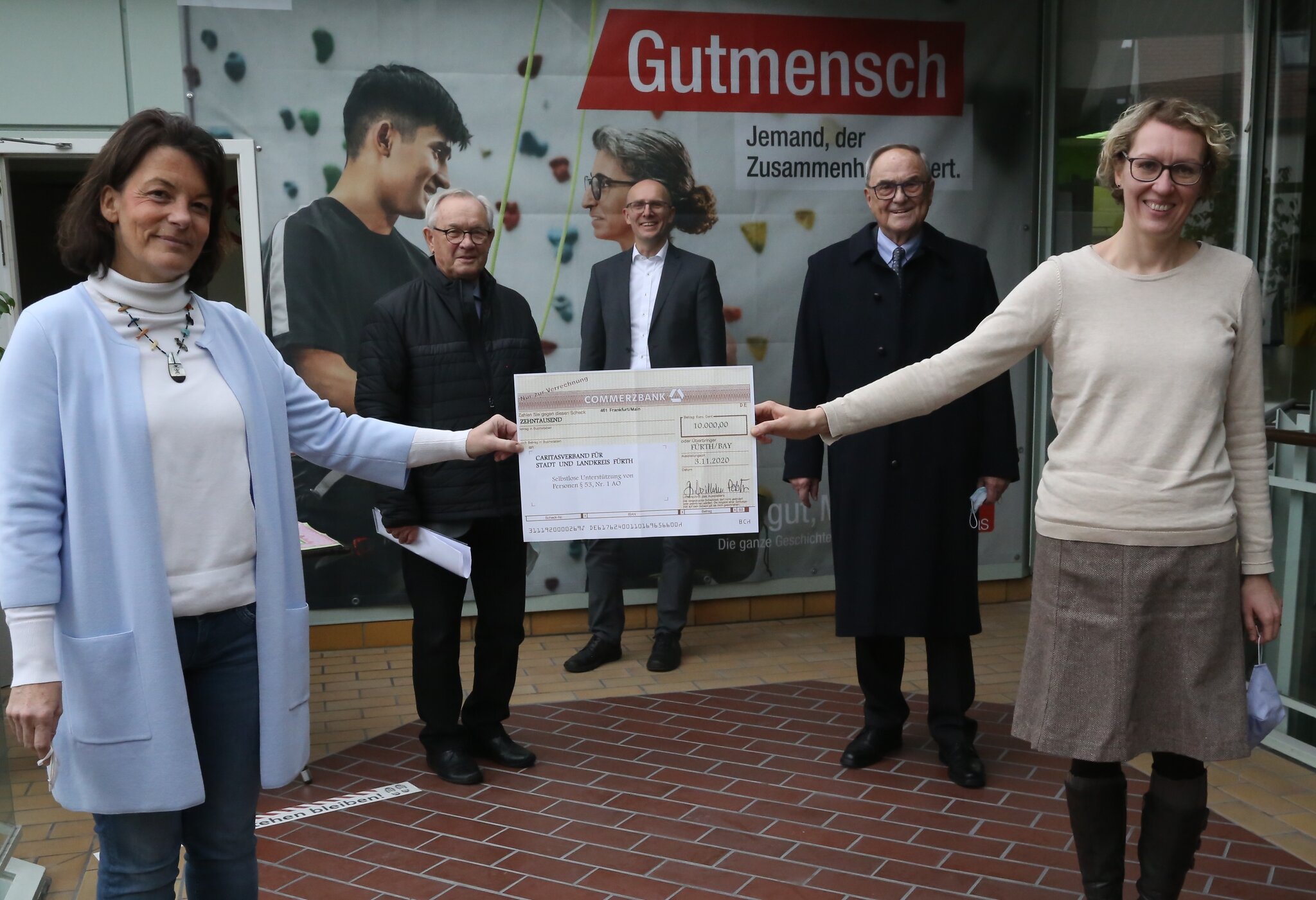 Manfred Roth-Stiftung unterstützt Beratung von Menschen in Not: 10.000 ...