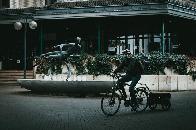 Das Mobilitätsverhalten verrät, dass mehr Bürger während den vergangenen Monaten der Coronapandemie mit dem Fahrrad unterwegs waren.  | Foto: Symbolbild/Photo by bennett tobias on Unsplash