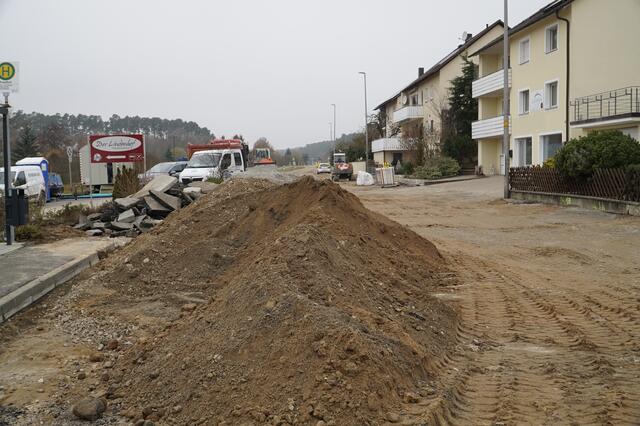 Bis Mitte 2023 wird sich diese Baustelle durch Heroldsbach ziehen.