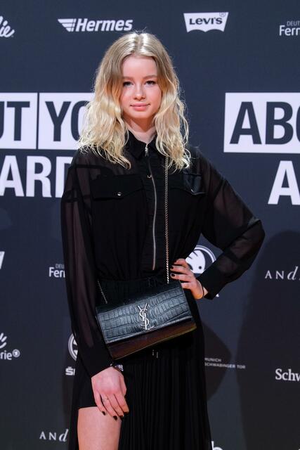 Zoe Saip 2019 bei der Verleihung der "About you"-Awards.  | Foto: Matthias Balk/dpa