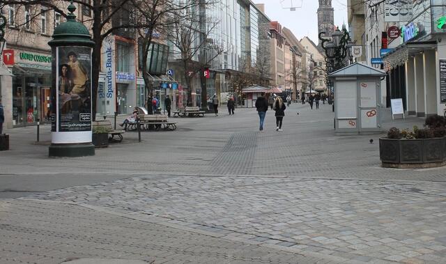 Existenzen stehen auf dem Spiel: Der Nürnberger Handel (nicht nur in der Innenstadt) ringt mit den Corona-Beschränkungen.  | Foto: Victor Schlampp